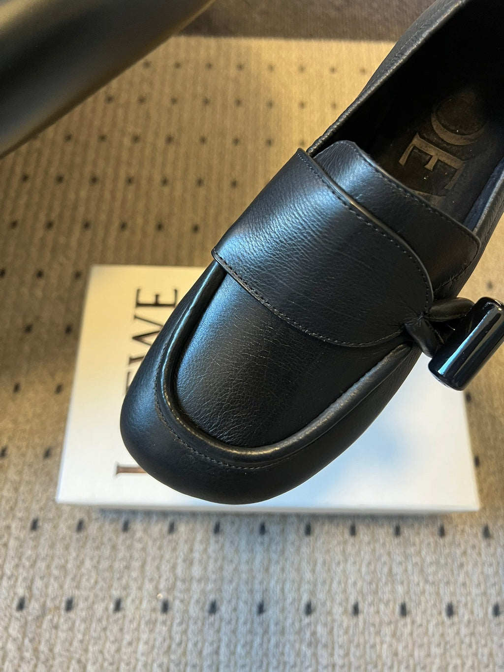 LOEWE 26S TOGGLE LOAFER 20MM IN BLACK SHINY CALFSKIN