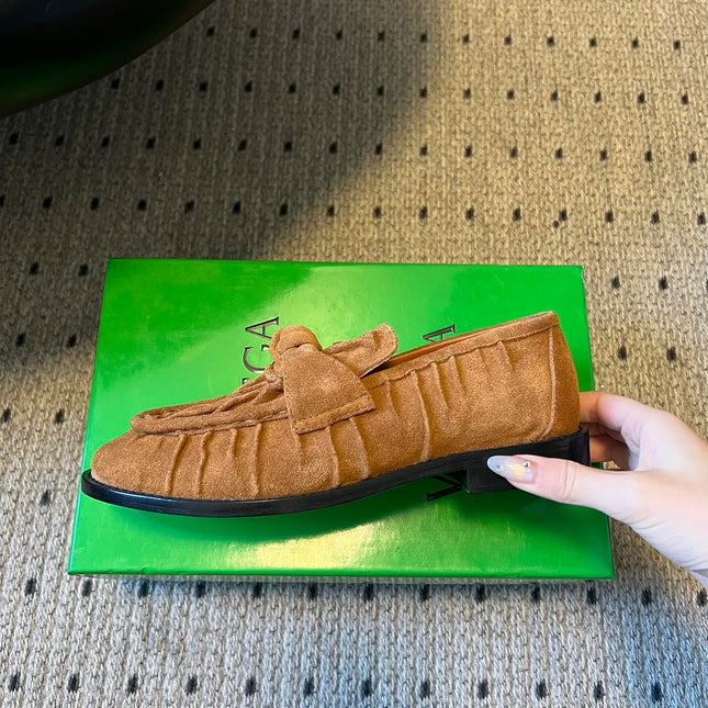 BOTTEGA VENETA 26S LOAFERS IN BROWN SUEDE