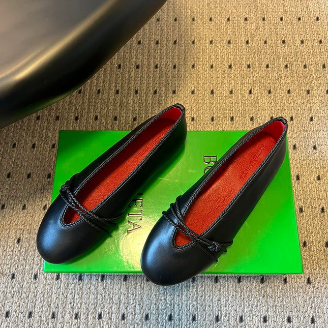 BOTTEGA VENETA 26S ESPADRILLE BALLET FLATS IN BLACK LAMBSKIN