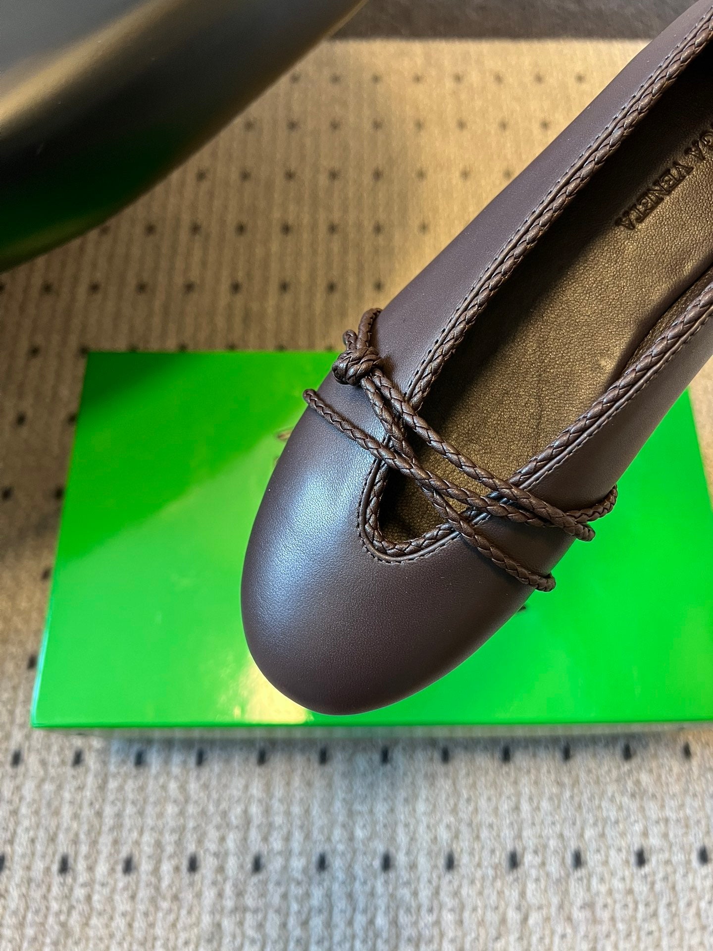 BOTTEGA VENETA 26S ESPADRILLE BALLET FLATS IN DARK BROWN LAMBSKIN