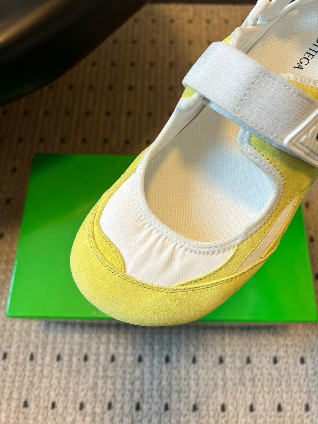 BOTTEGA VENETA 26S MARY JANE SNEAKER IN YELLOW SUEDE AND WHITE FABRIC