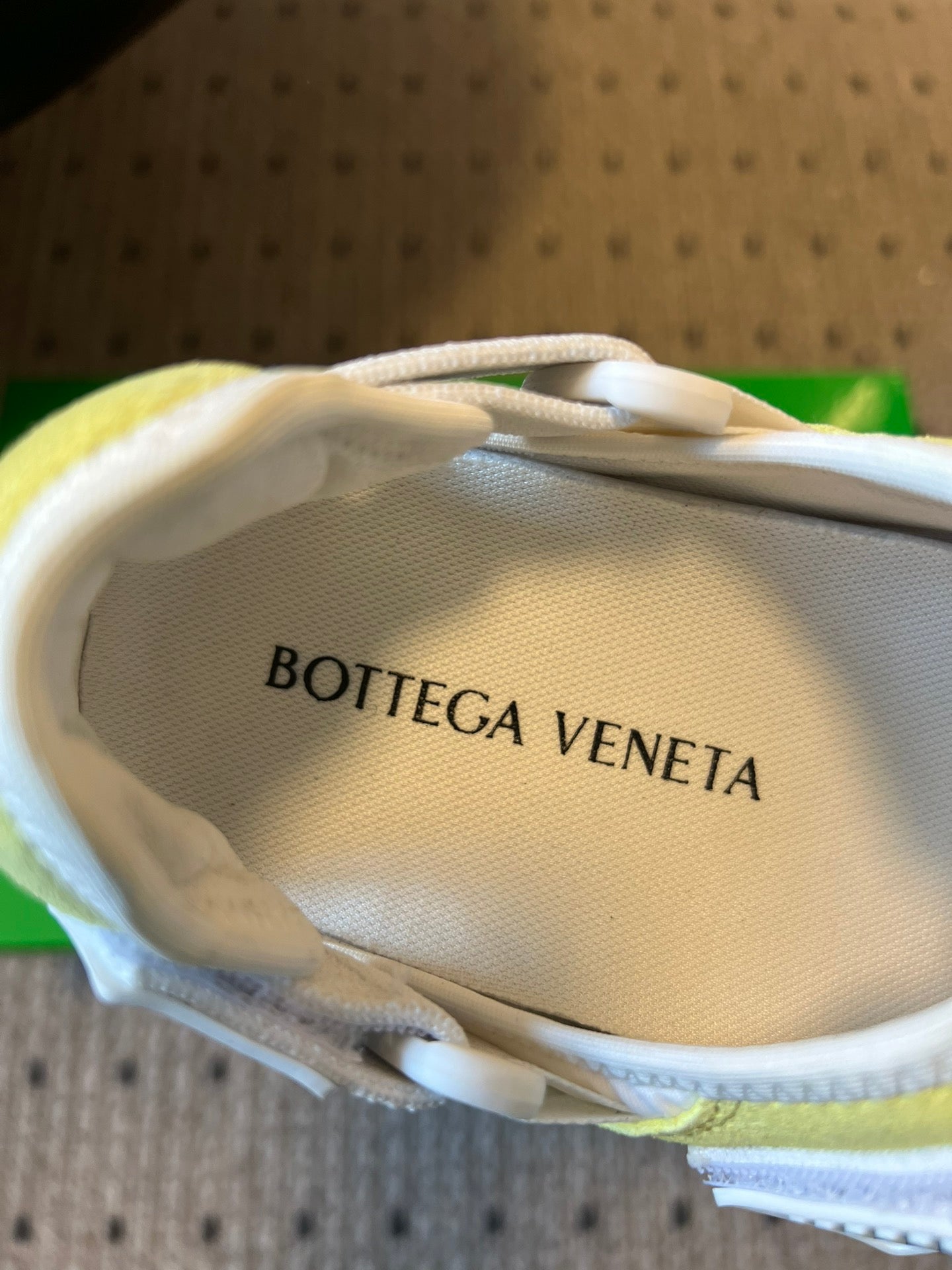 BOTTEGA VENETA 26S MARY JANE SNEAKER IN YELLOW SUEDE AND WHITE FABRIC