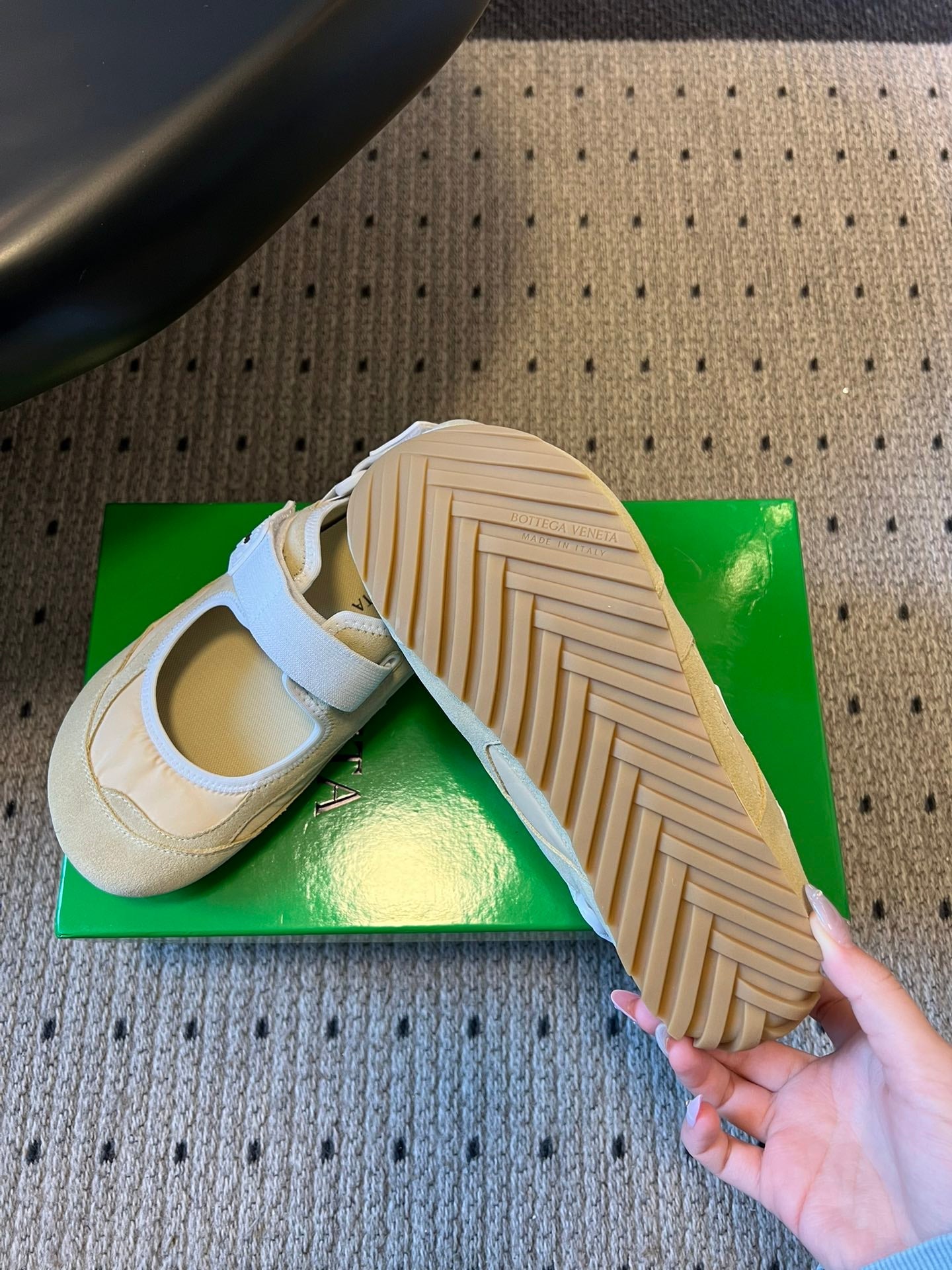 BOTTEGA VENETA 26S MARY JANE SNEAKER IN BEIGE SUEDE AND FABRIC