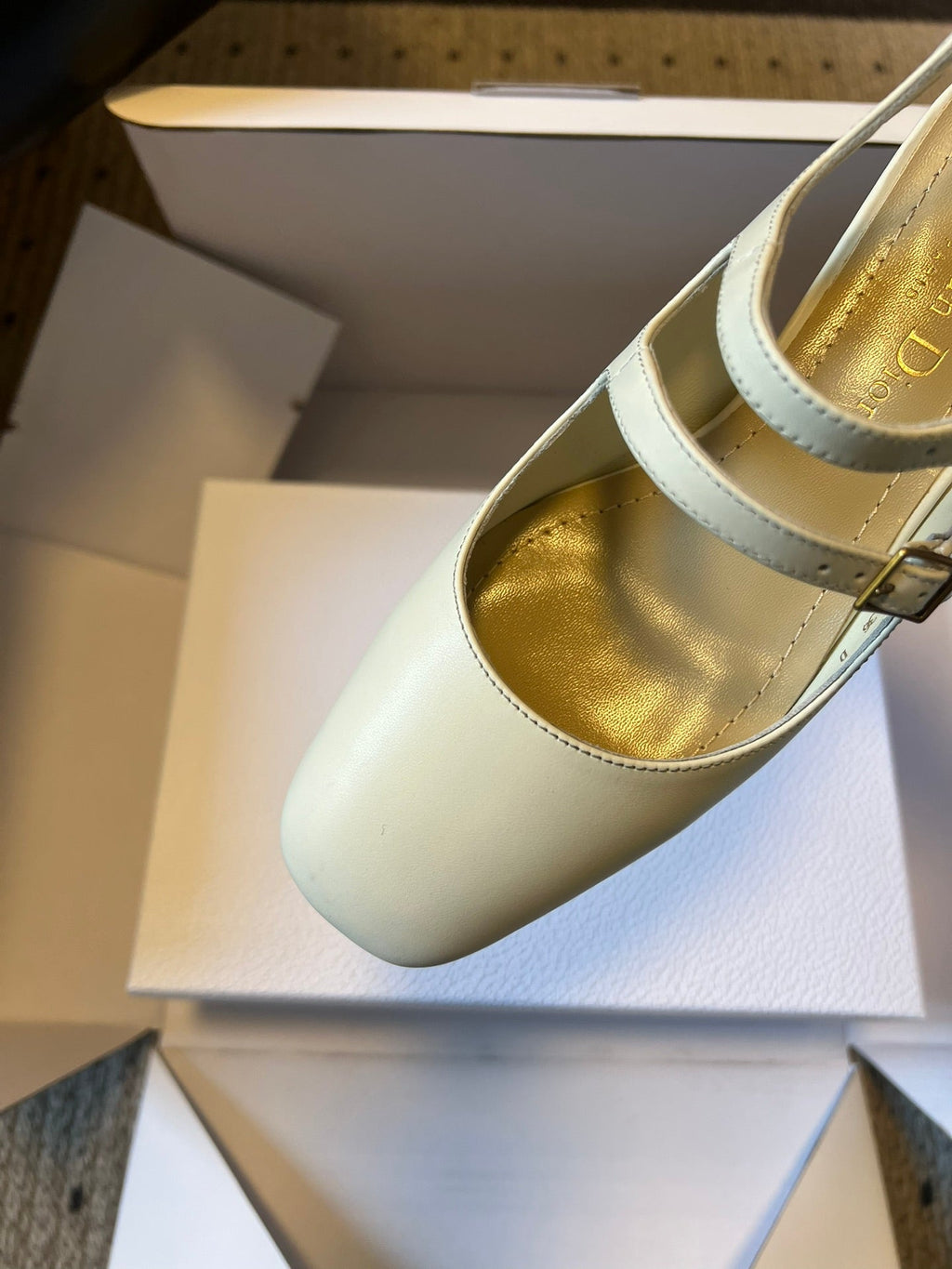 DIOR 26S CHERIE SLINGBACK PUMP 45MM IN CREAM WHITE CALFSKIN GOLD HARDWARE