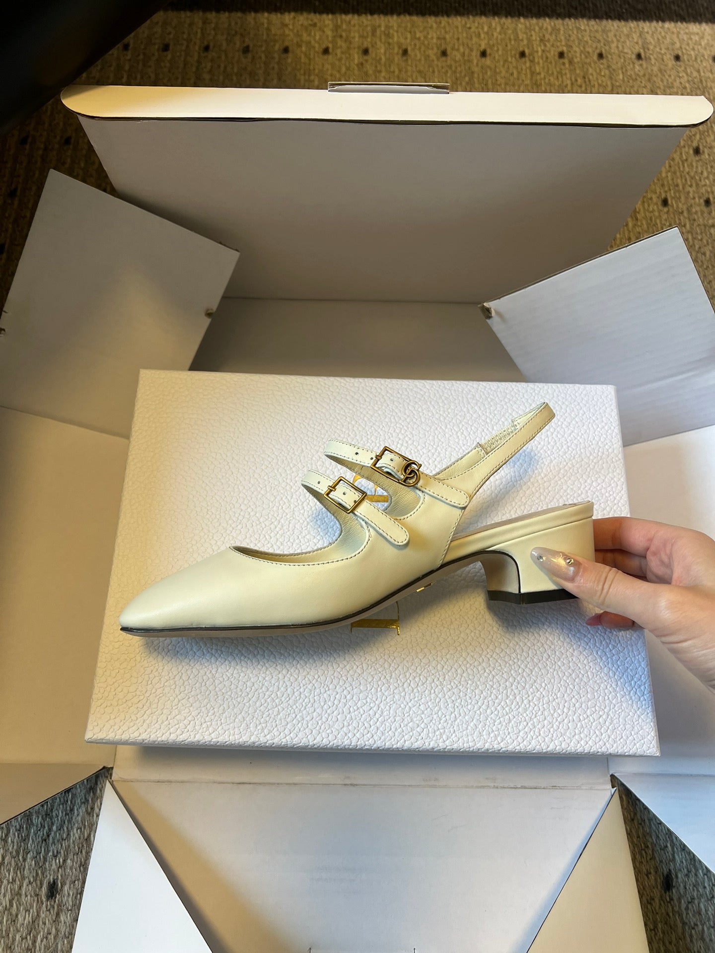 DIOR 26S CHERIE SLINGBACK PUMP 45MM IN CREAM WHITE CALFSKIN GOLD HARDWARE