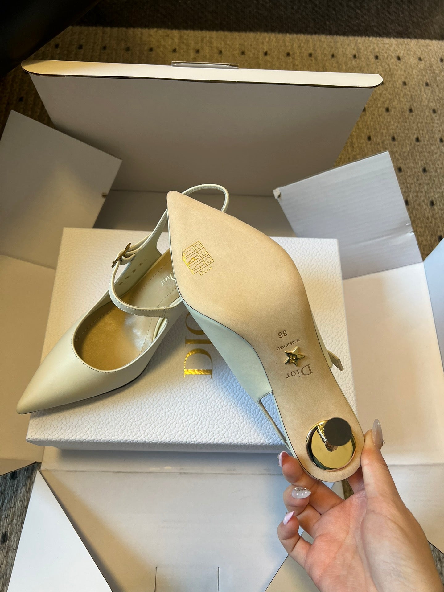 DIOR 26S SLINGBACK PUMP 90MM IN CREAM WHITE CALFSKIN GOLD HARDWARE
