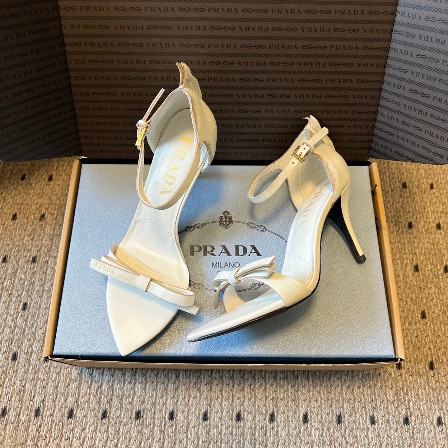 PRADA 26S POINTED-TOE STRAPPY HIGH-HEEL SANDALS 80MM IN WHITE CALFSKIN