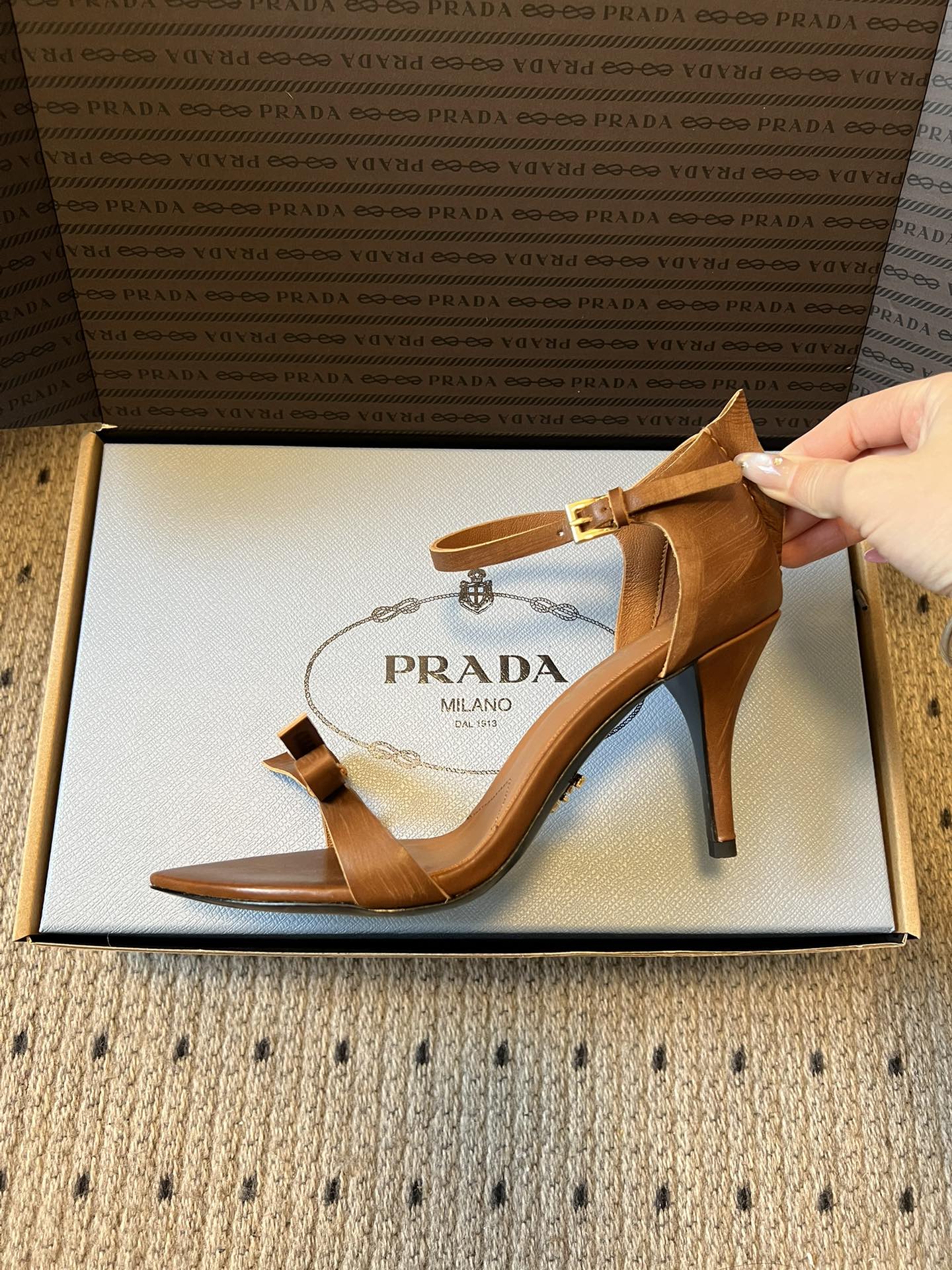 PRADA 26S POINTED-TOE STRAPPY HIGH-HEEL SANDALS 80MM IN CARAMEL BROWN CALFSKIN