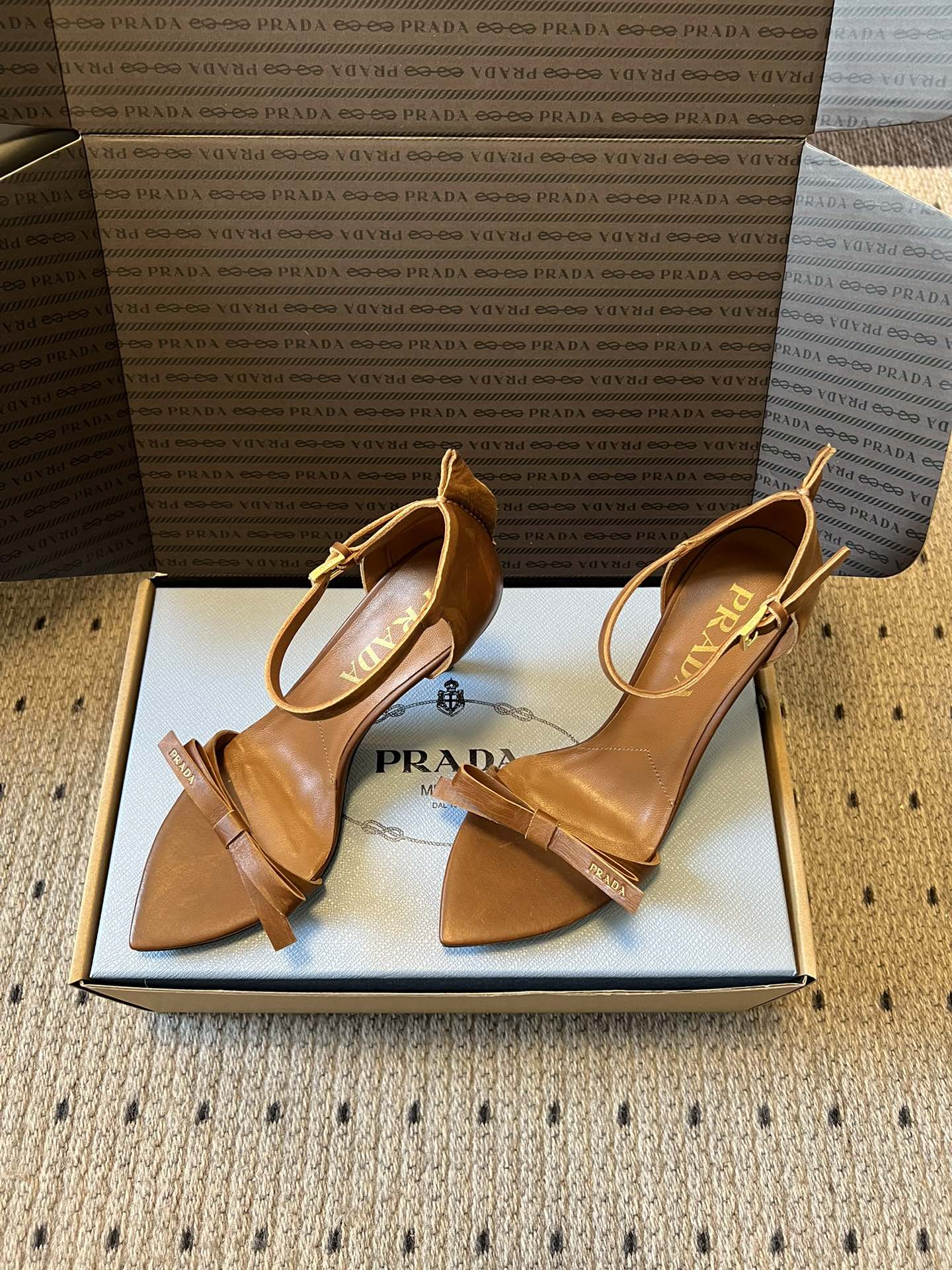 PRADA 26S POINTED-TOE STRAPPY HIGH-HEEL SANDALS 80MM IN CARAMEL BROWN CALFSKIN