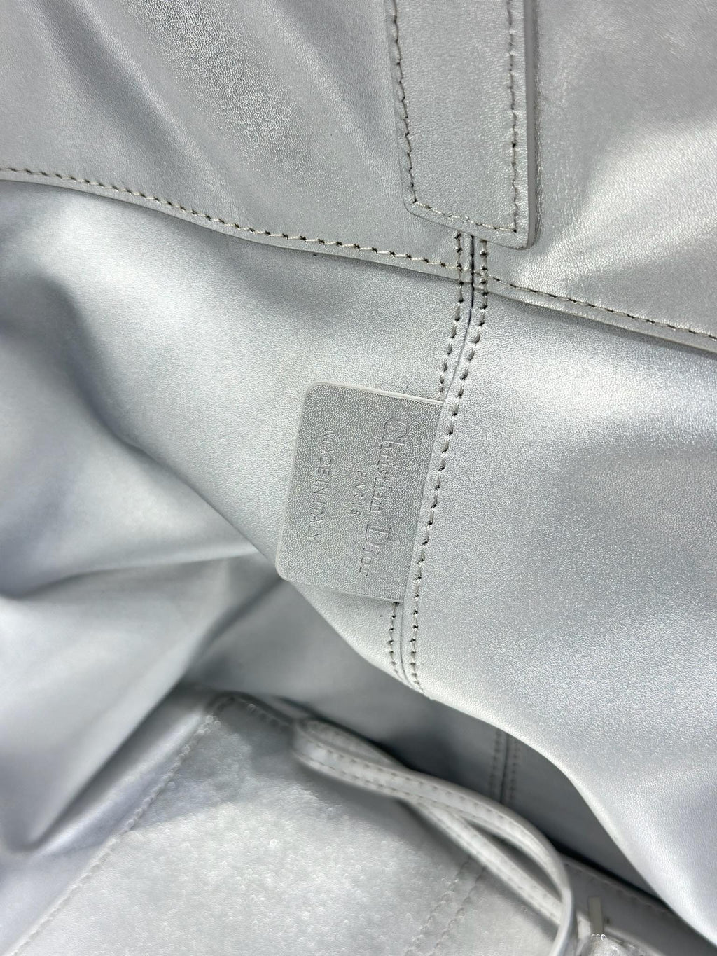 DIOR 26S TOUJOURS BAG 37 IN SILVER CALFSKIN