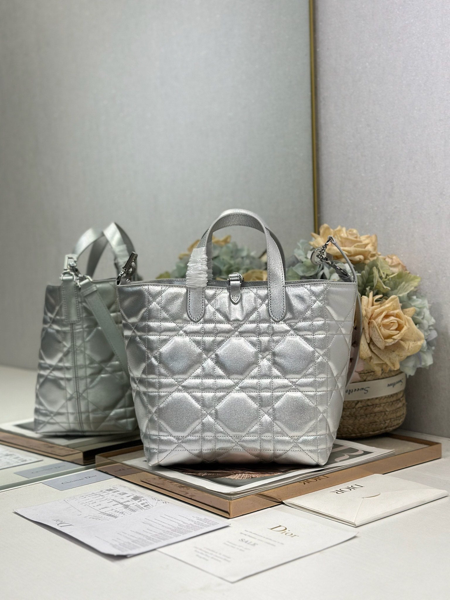 DIOR 26S TOUJOURS BAG 23 IN SILVER CALFSKIN