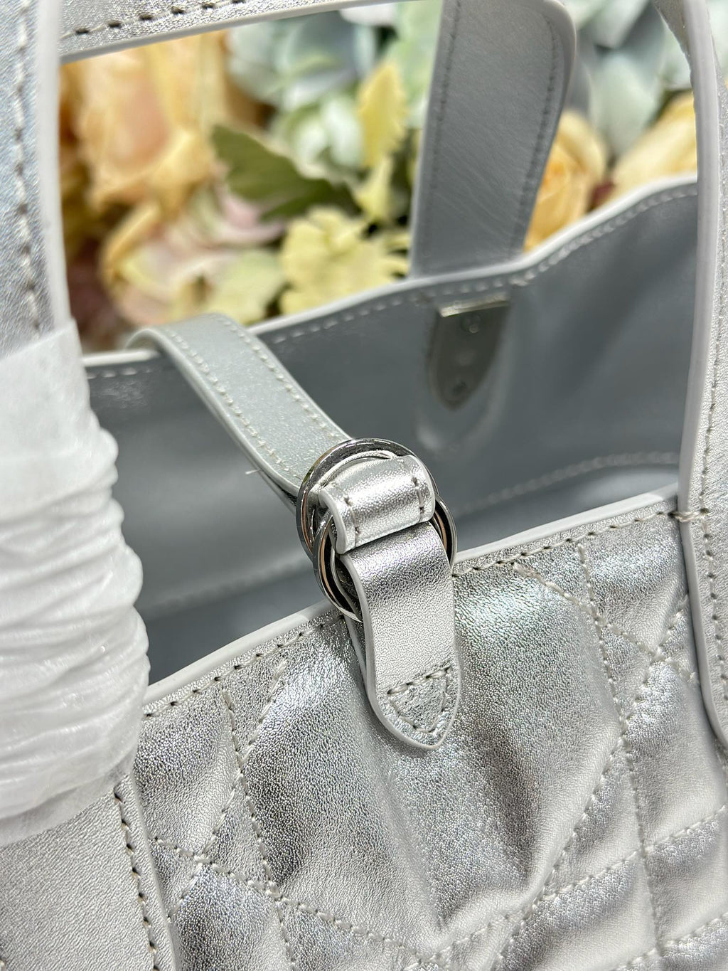 DIOR 26S TOUJOURS BAG 23 IN SILVER CALFSKIN
