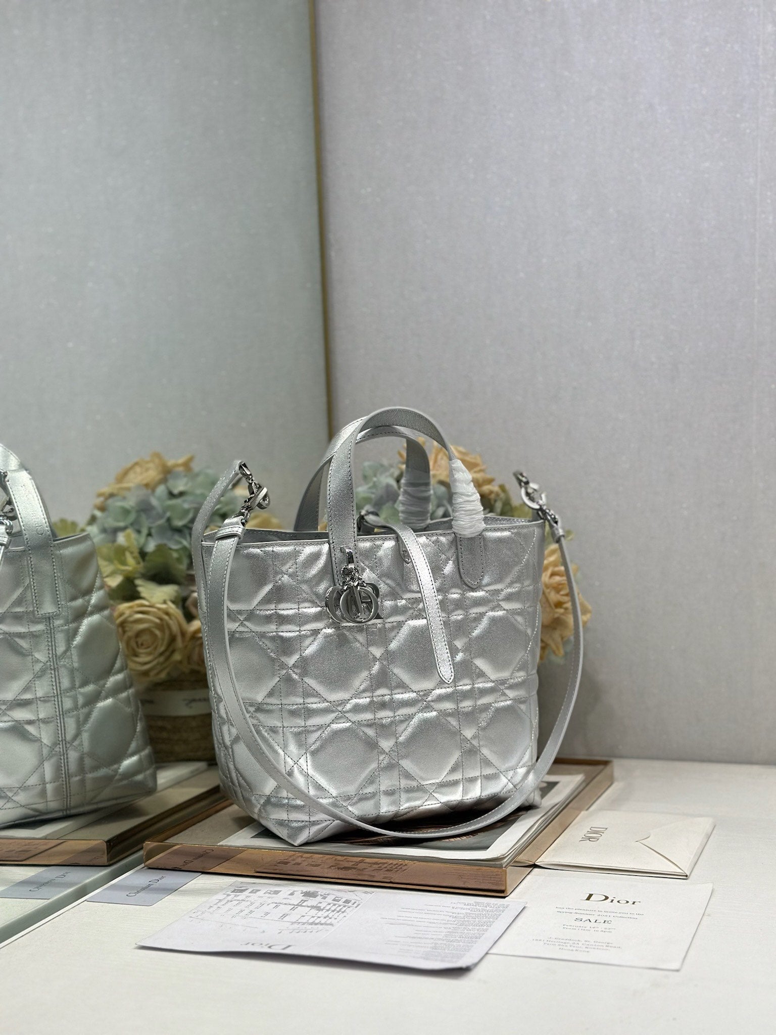 DIOR 26S TOUJOURS BAG 23 IN SILVER CALFSKIN