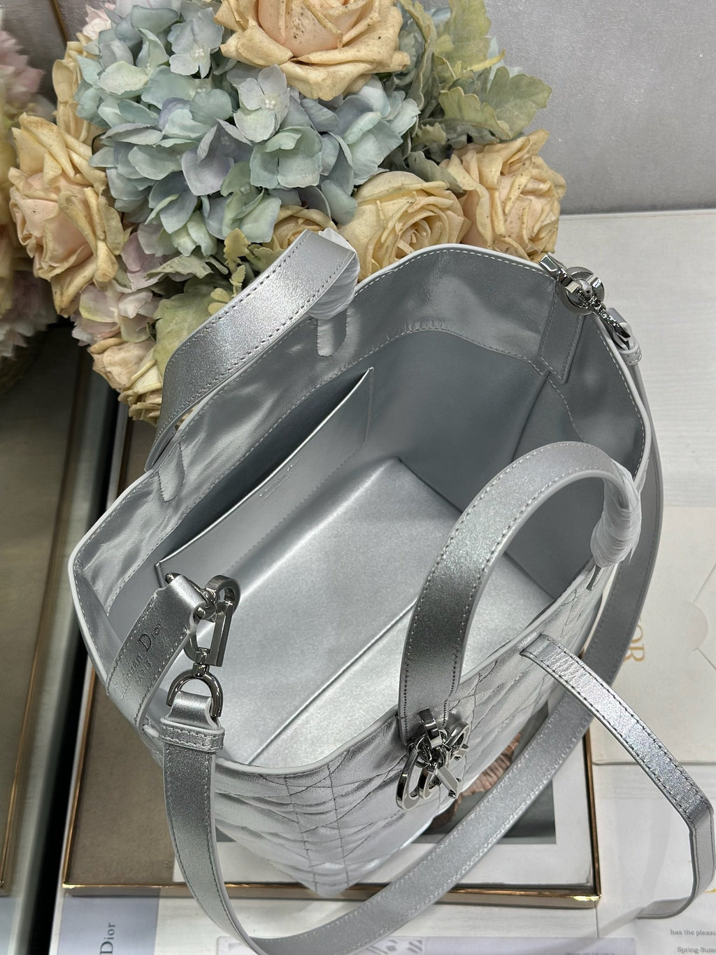 DIOR 26S TOUJOURS BAG 23 IN SILVER CALFSKIN