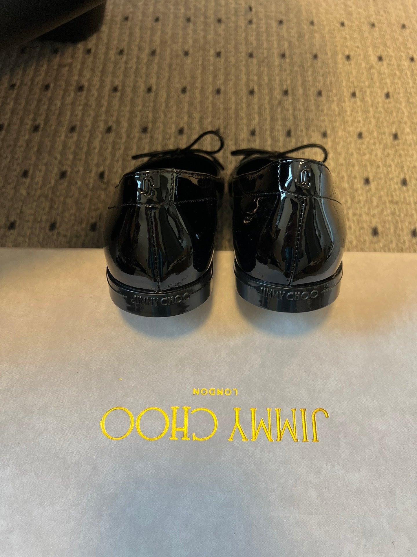 JIMMY CHOO 26S CLASSIC BALLET FLATS IN BLACK PATENT CALFSKIN