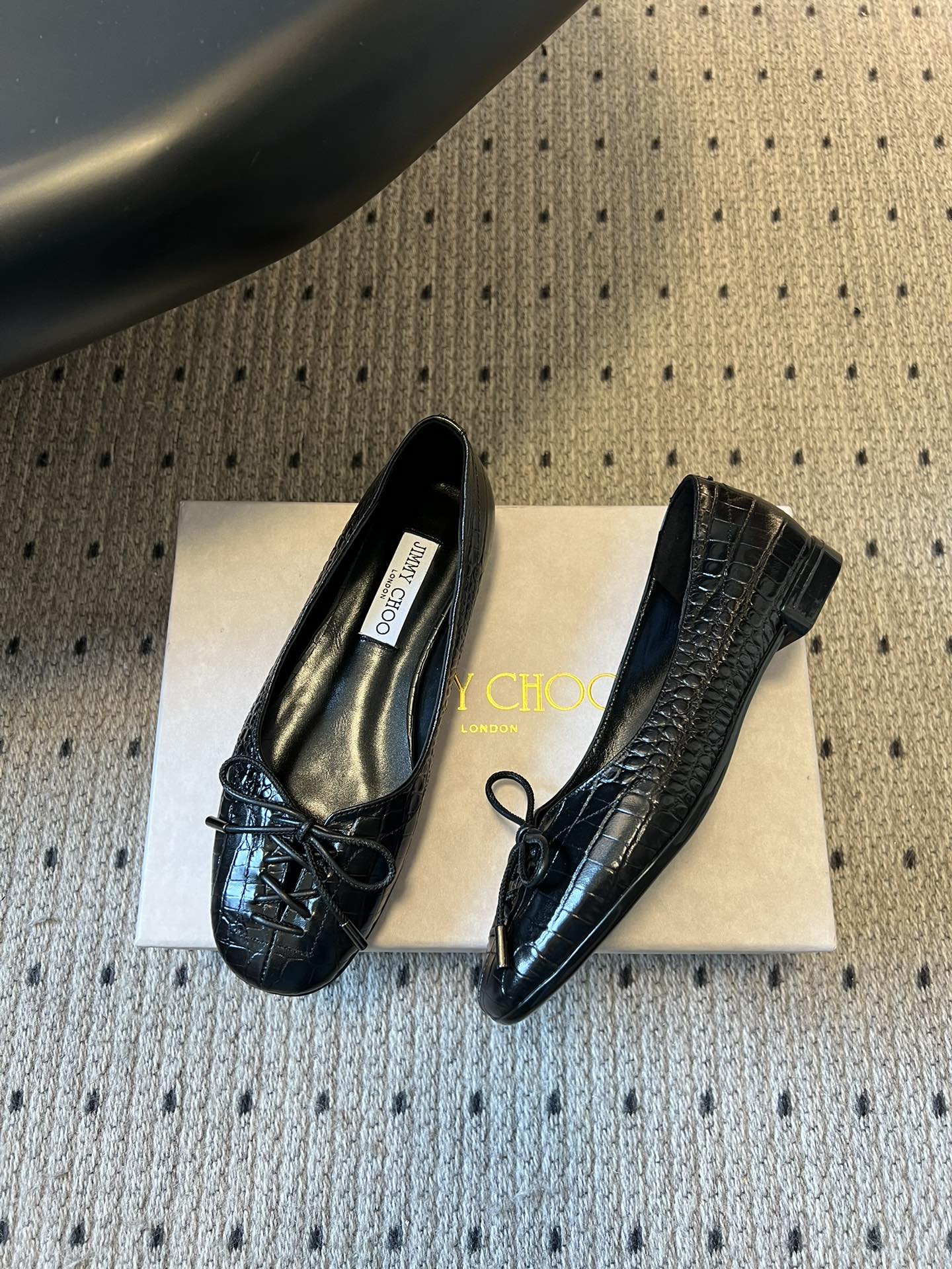 JIMMY CHOO 26S CLASSIC BALLET FLATS IN BLACK CALFSKIN