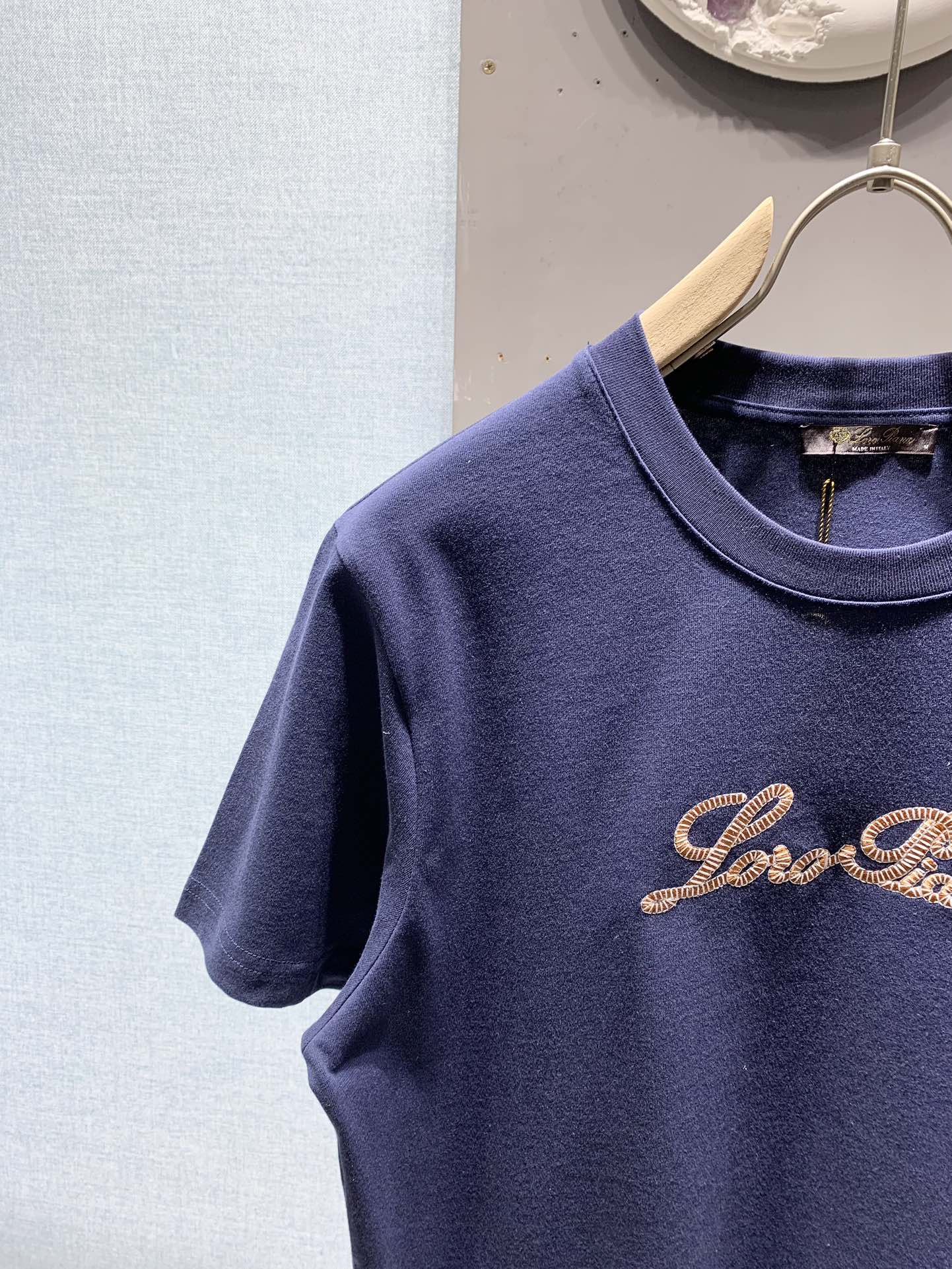 LORO PIANA 26S EMBROIDERED T-SHIRT 745