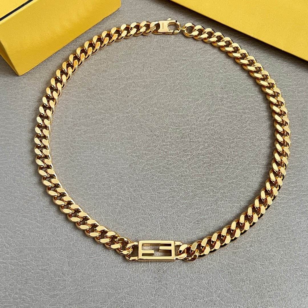 FENDI 26S CHAIN NECKLACE IN GOLD TONE METAL 626833
