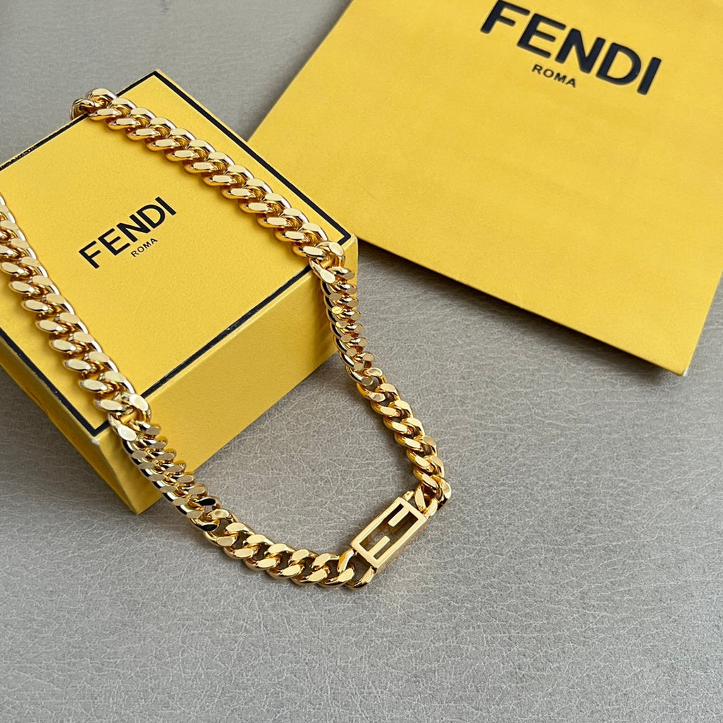 FENDI 26S CHAIN NECKLACE IN GOLD TONE METAL 626833