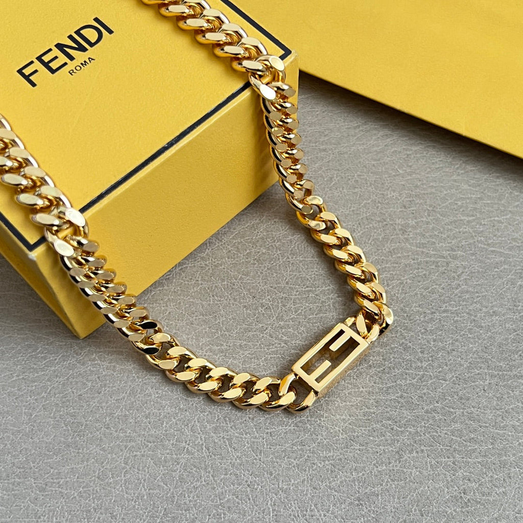 FENDI 26S CHAIN NECKLACE IN GOLD TONE METAL 626833