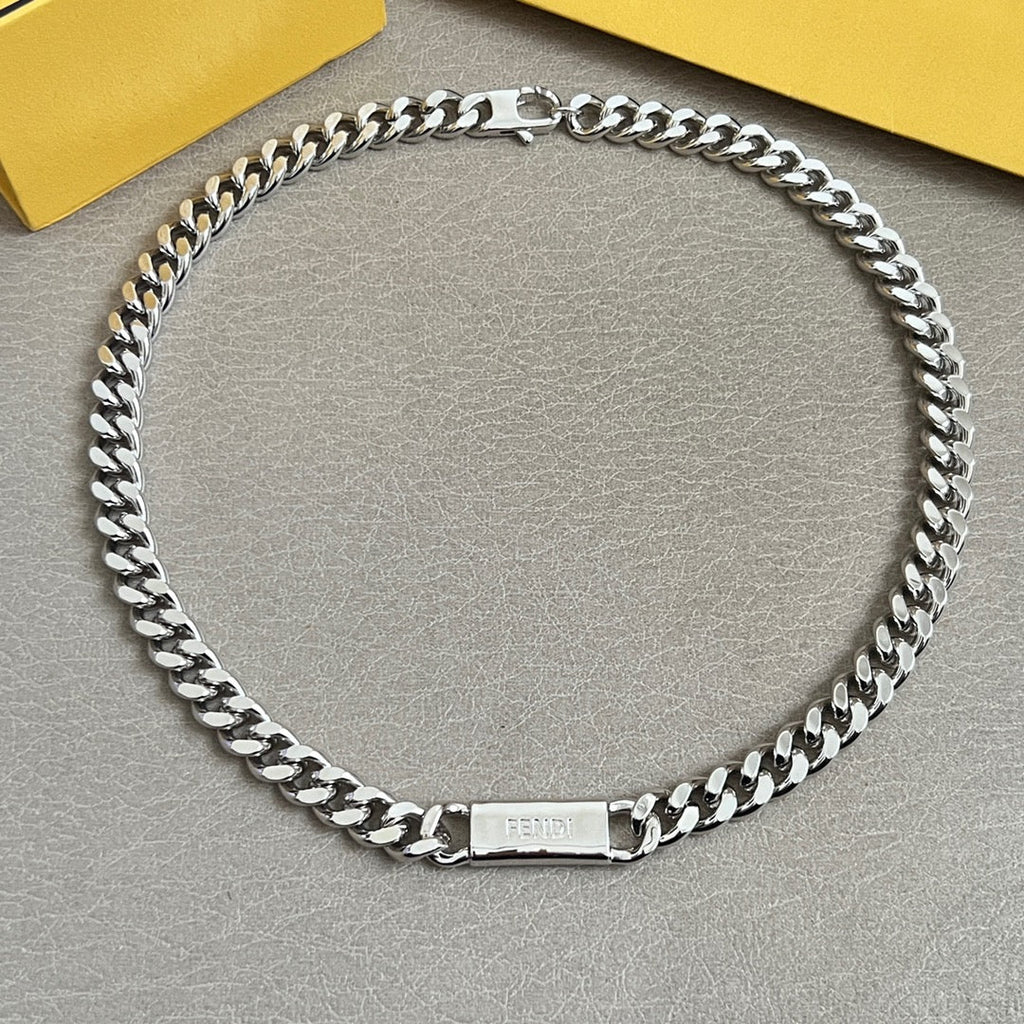 FENDI 26S CHAIN NECKLACE IN SILVER TONE METAL 626929