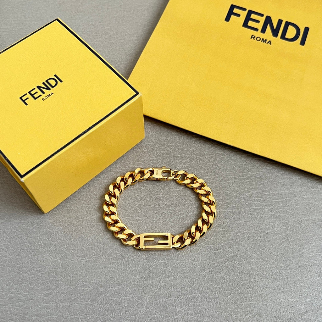 FENDI 26S FF CHAIN BRACELET IN GOLD TONE METAL 626930