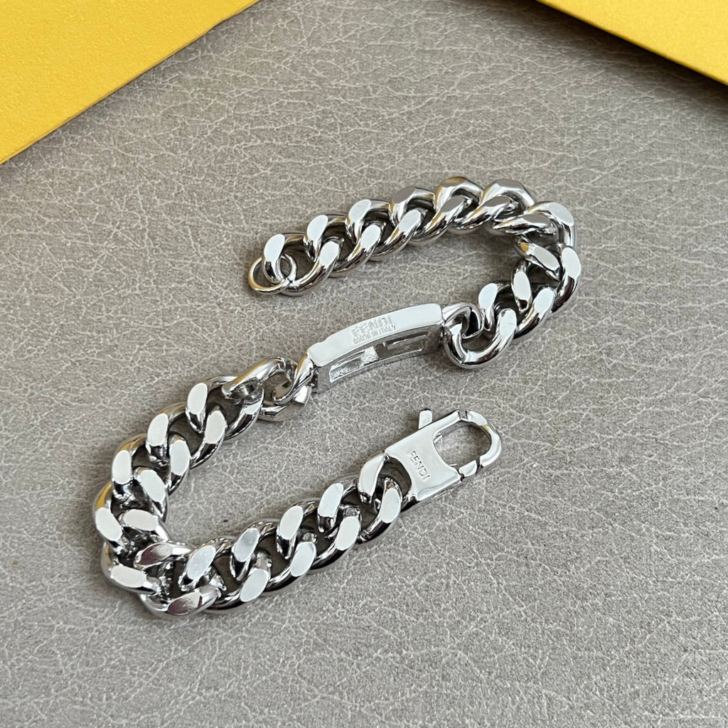 FENDI 26S FF CHAIN BRACELET IN SILVER TONE METAL 626931