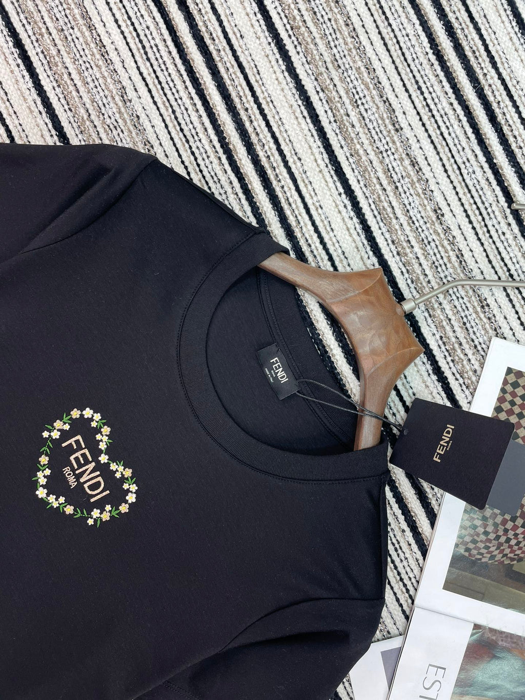 FENDI 26S SHORT SLEEVE T-SHIRT 202