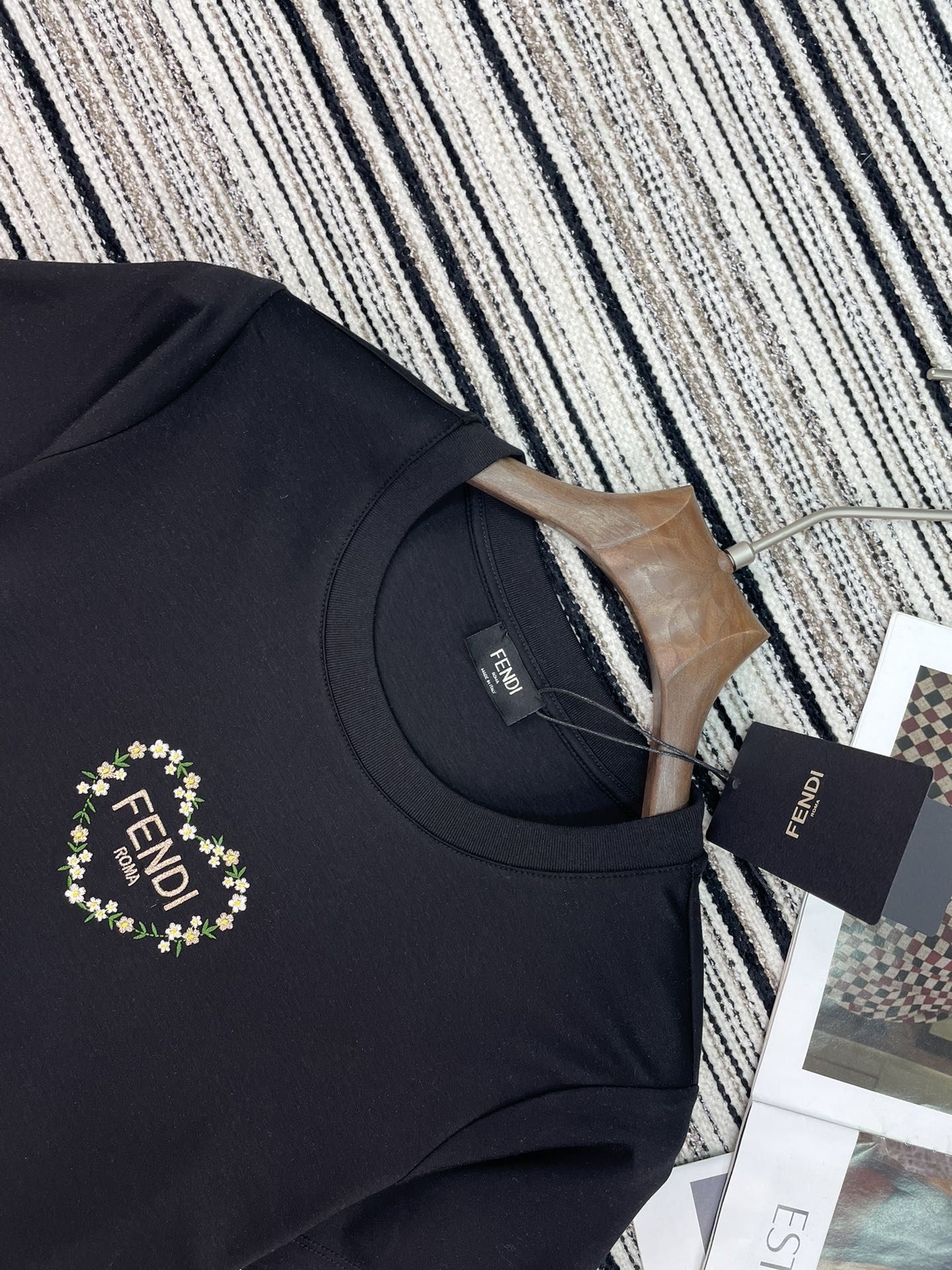 FENDI 26S SHORT SLEEVE T-SHIRT 202