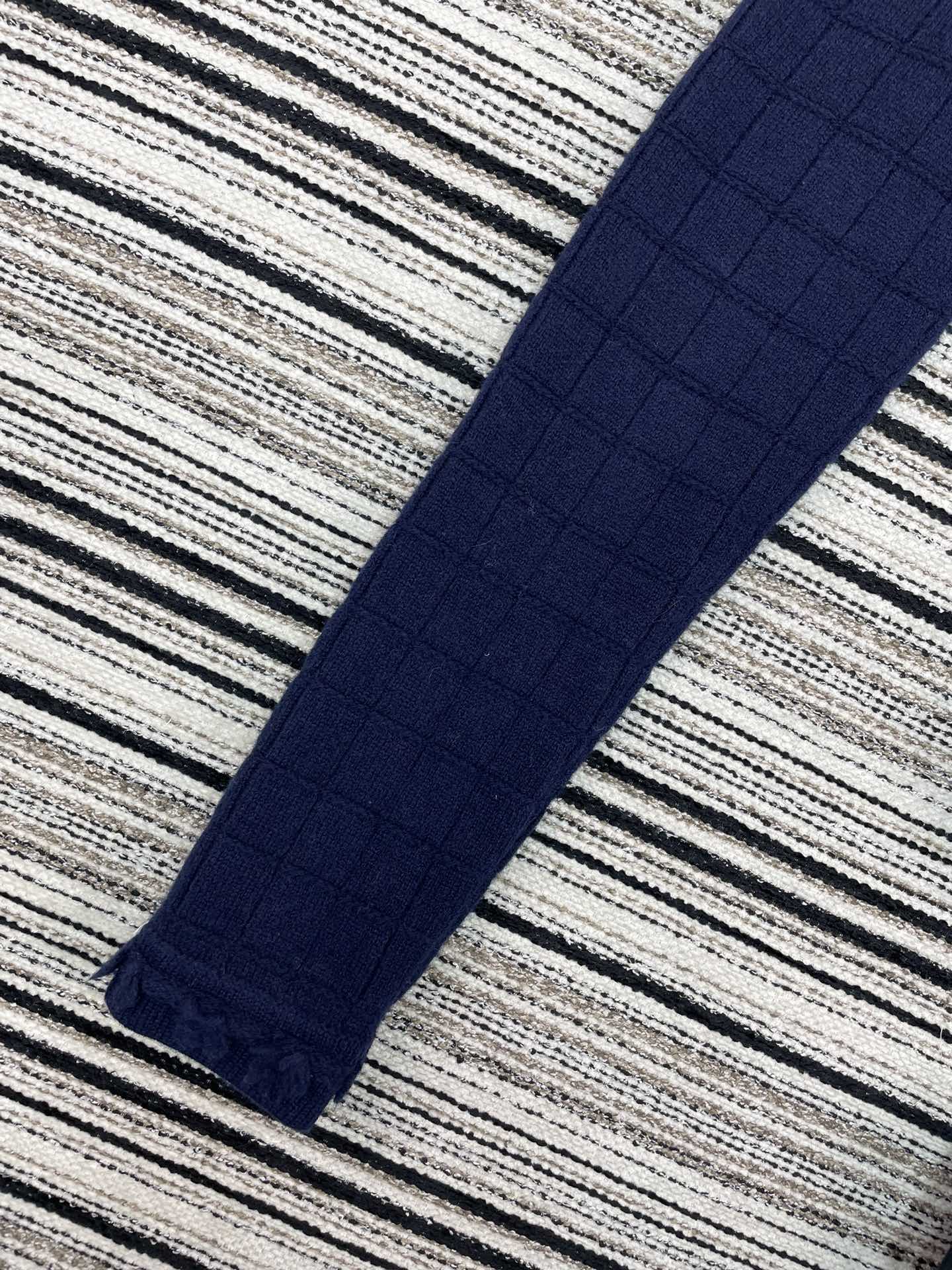 CHANEL 26S CARDIGAN 938
