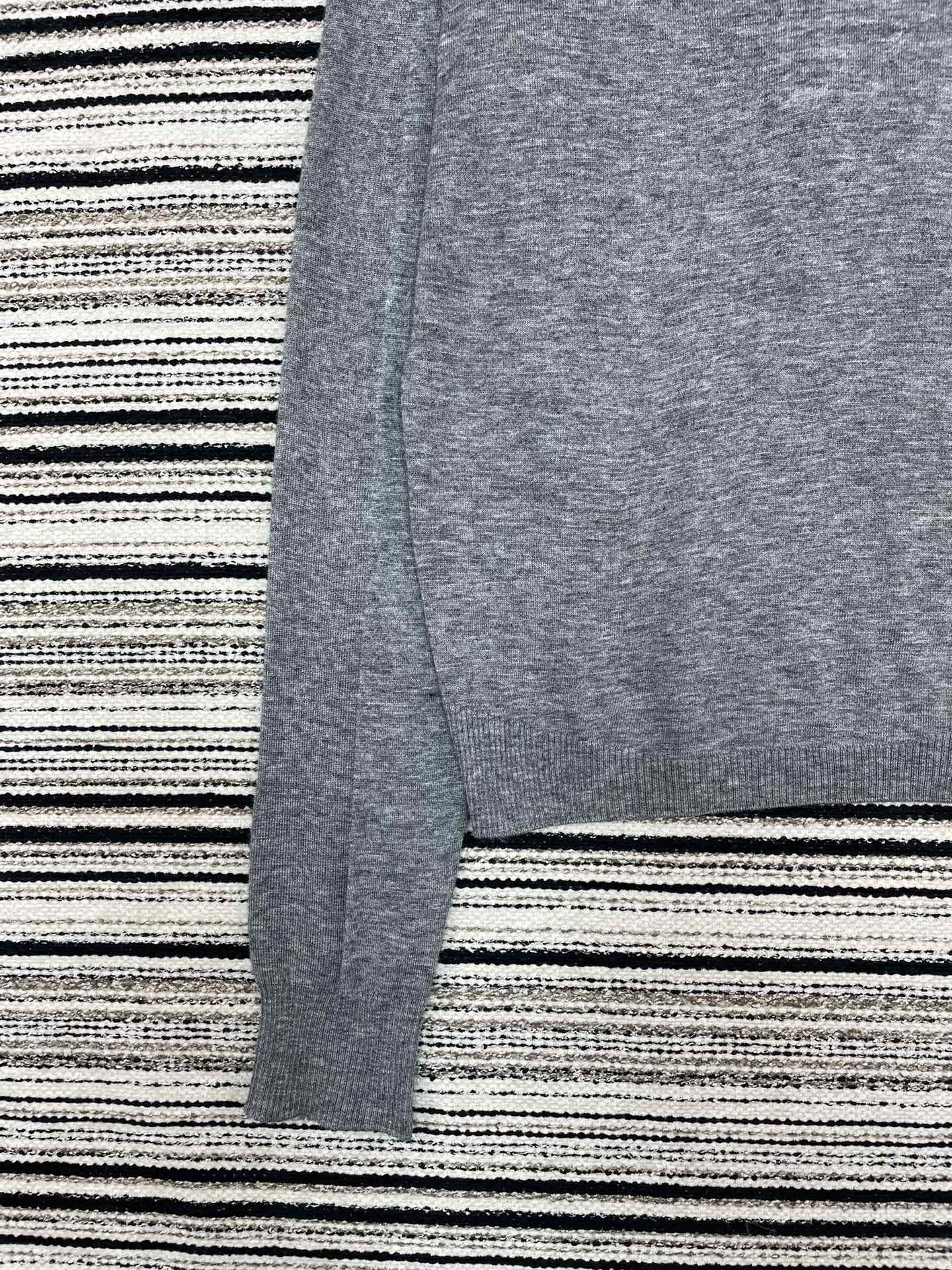 CHANEL 26S SWEATER 952