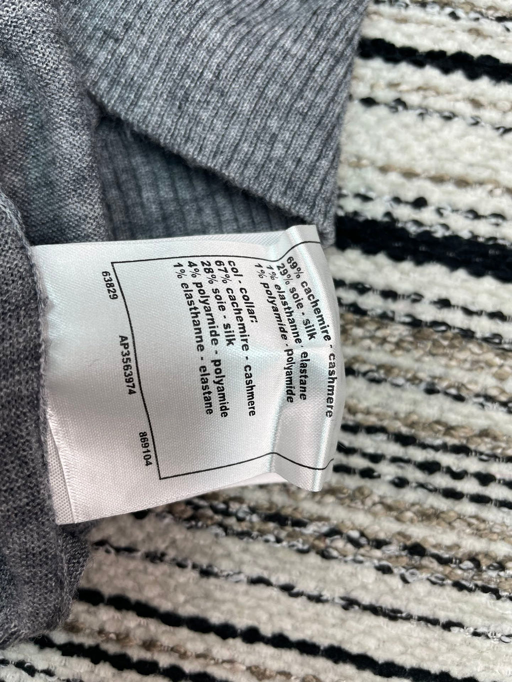 CHANEL 26S SWEATER 952