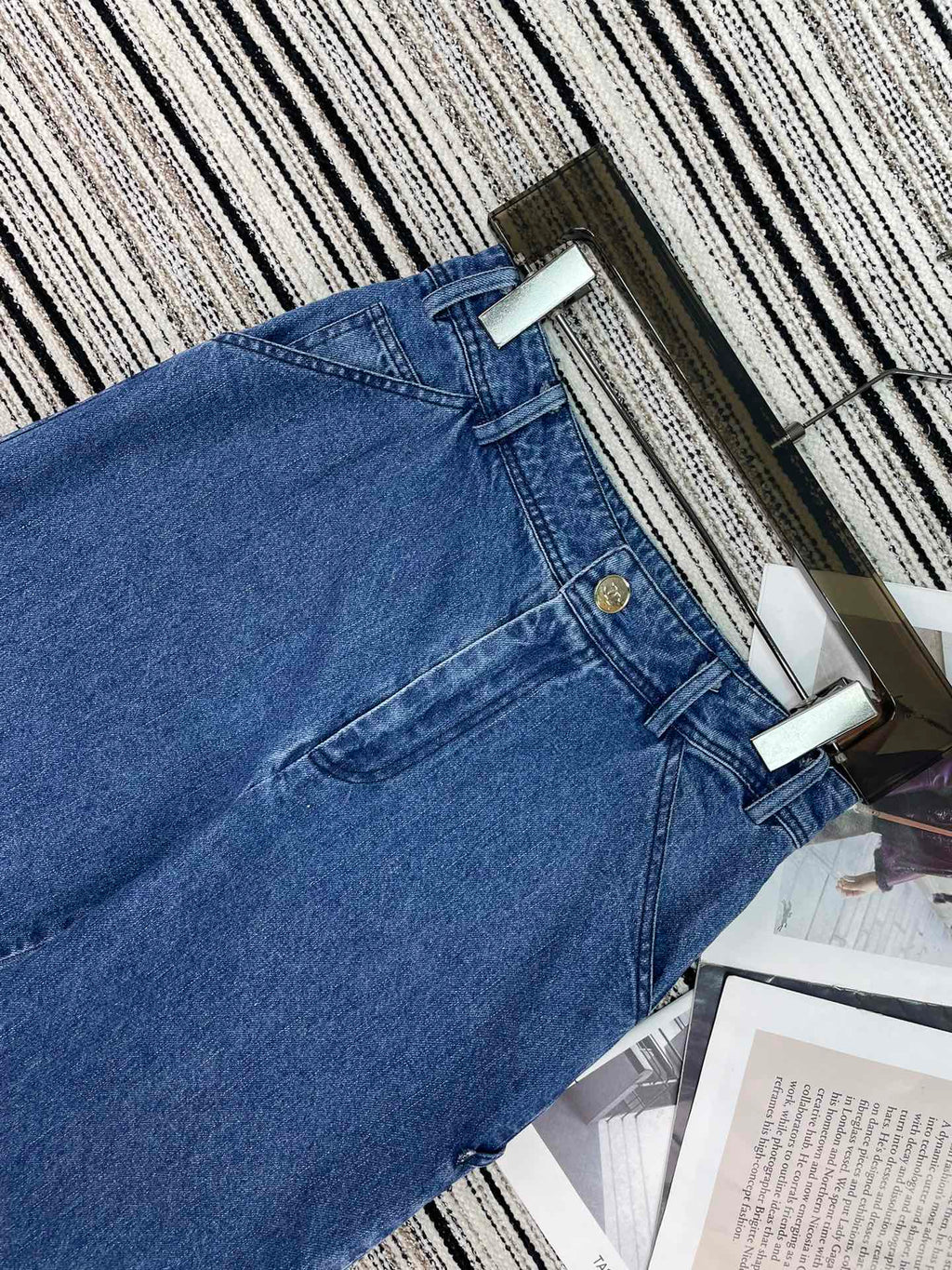 CHANEL 26S JEANS 944