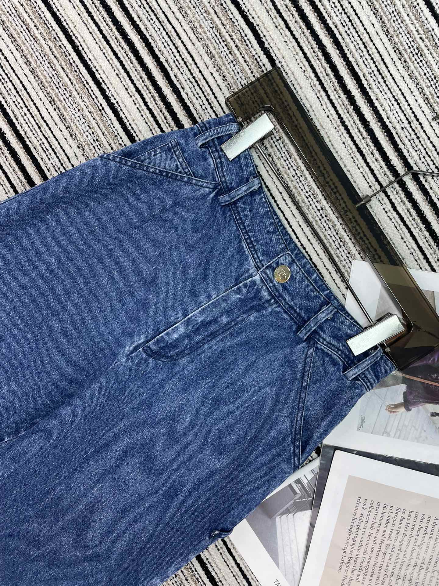 CHANEL 26S JEANS 944