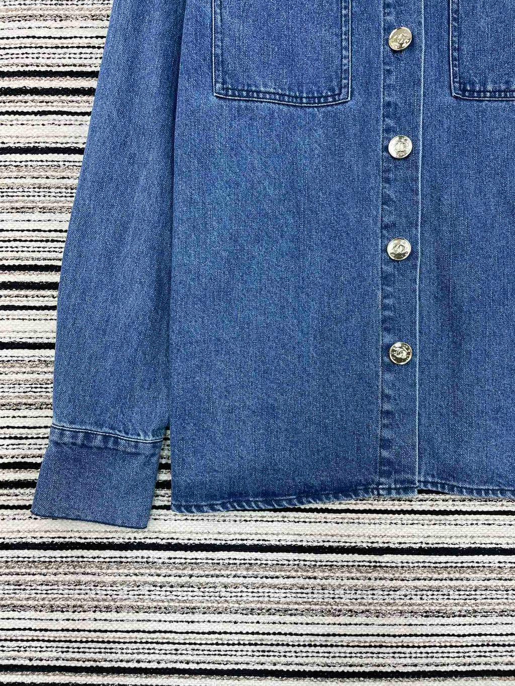 CHANEL 26S DENIM SHIRT 943