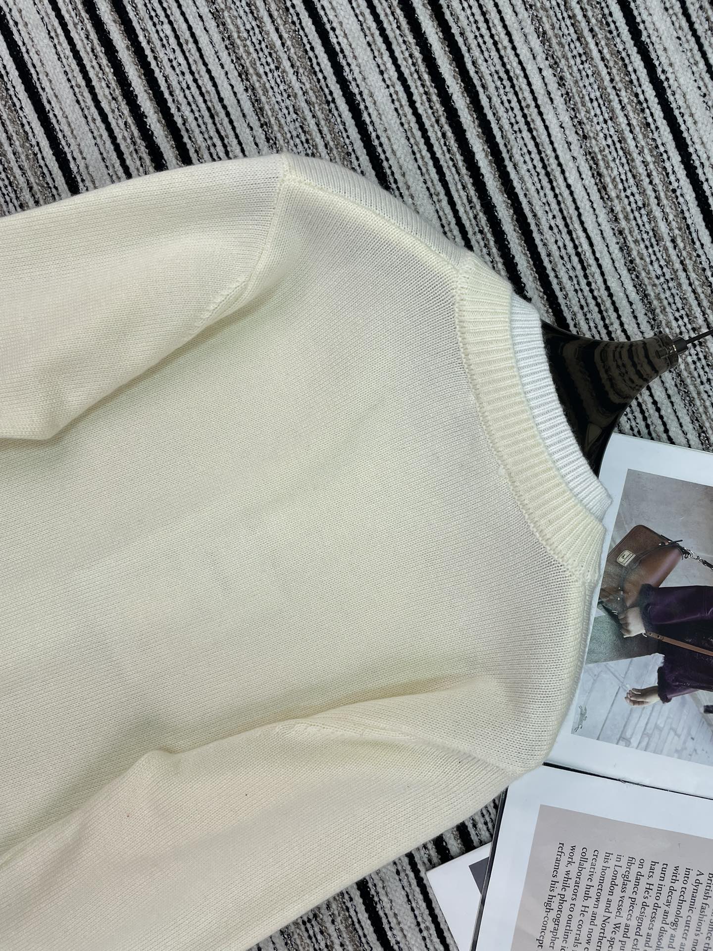 CHANEL 26S CARDIGAN 946