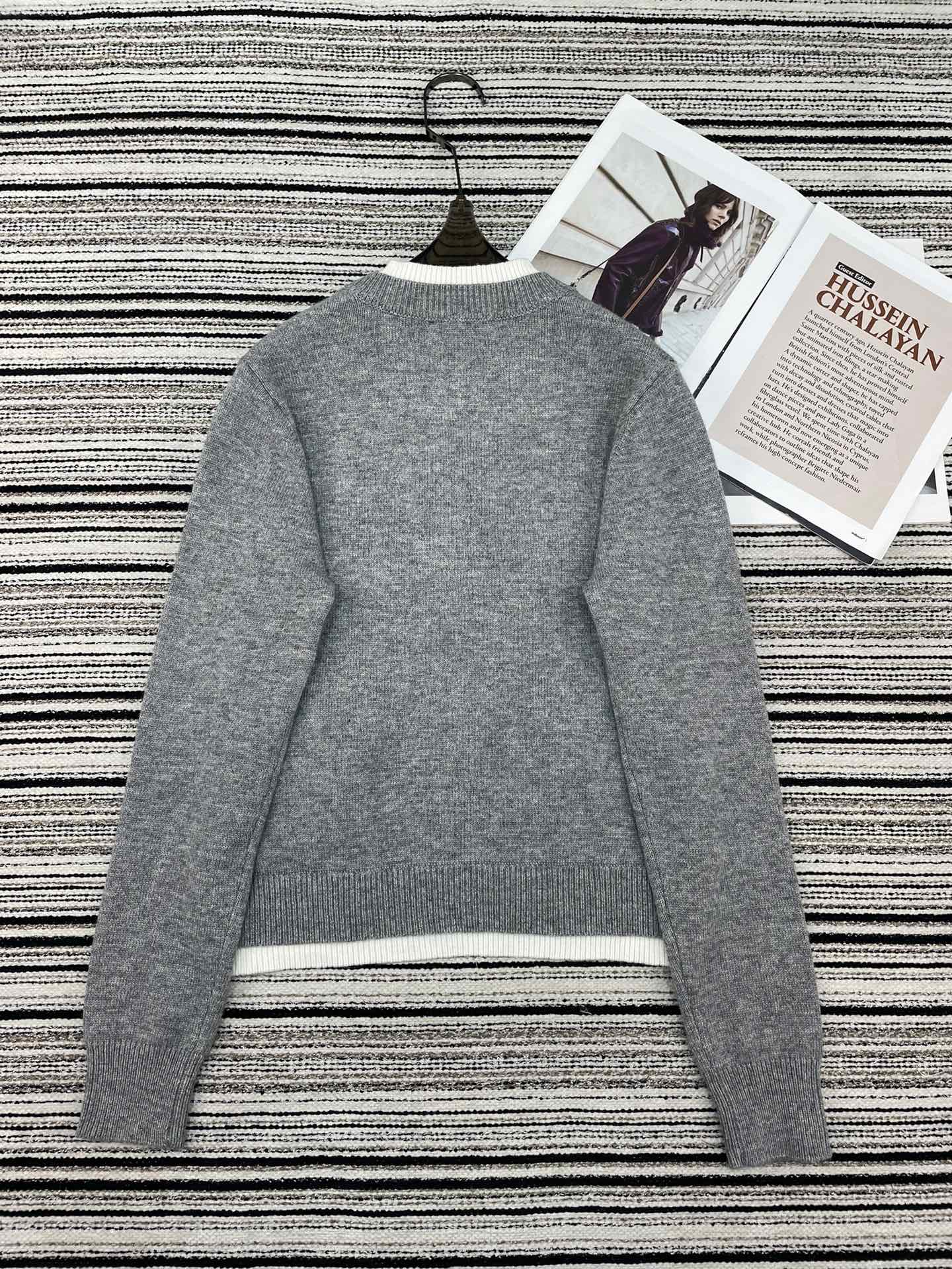 CHANEL 26S CARDIGAN 945