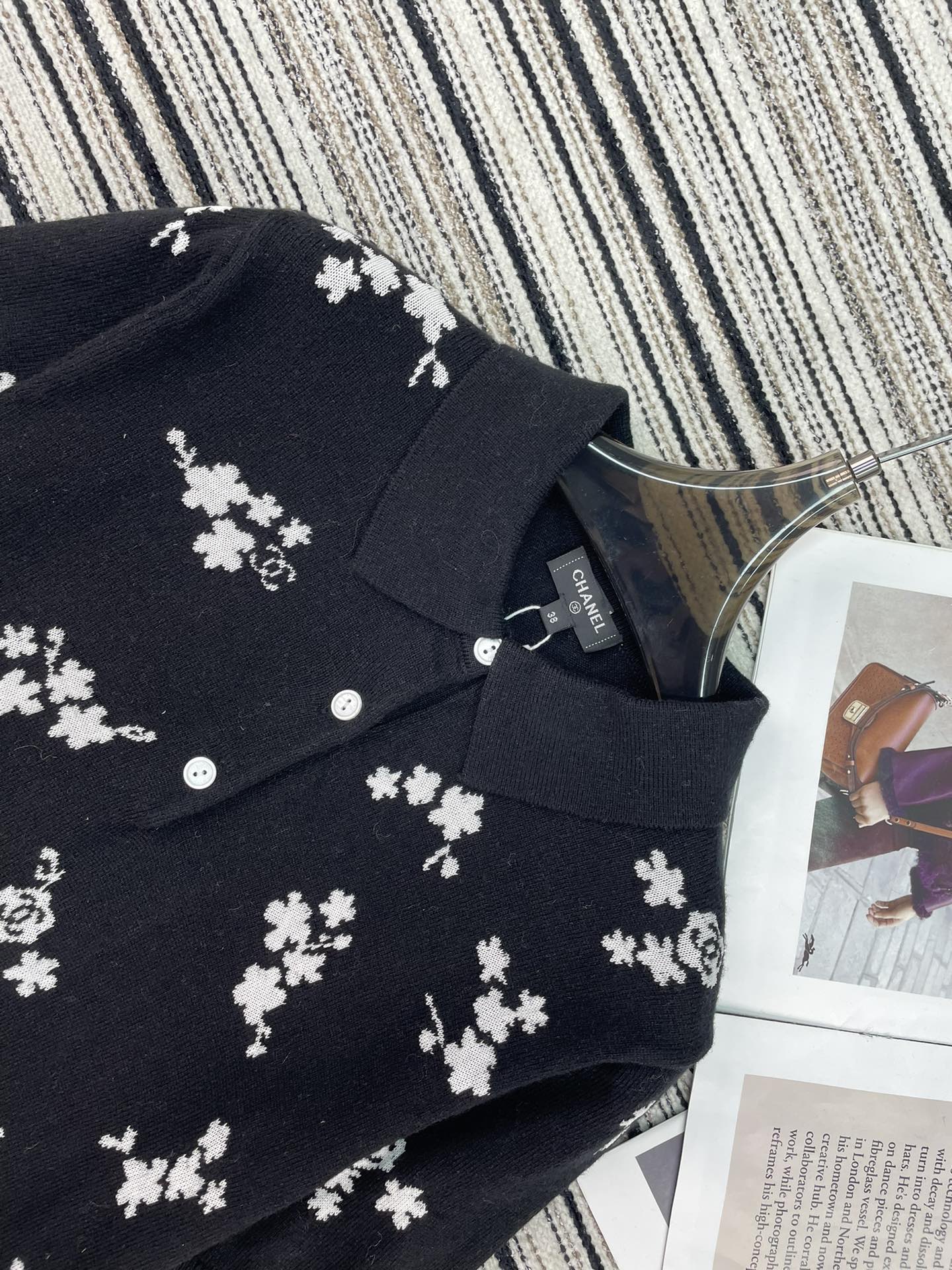 CHANEL 26S SHORT-SLEEVE KNIT TOP 951