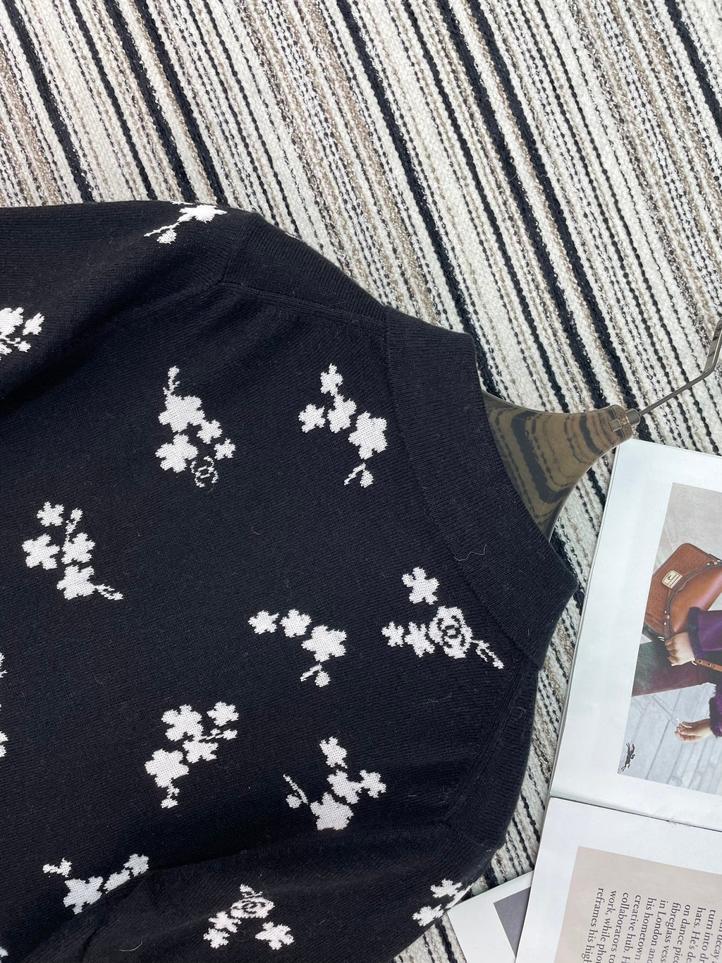 CHANEL 26S SHORT-SLEEVE KNIT TOP 951