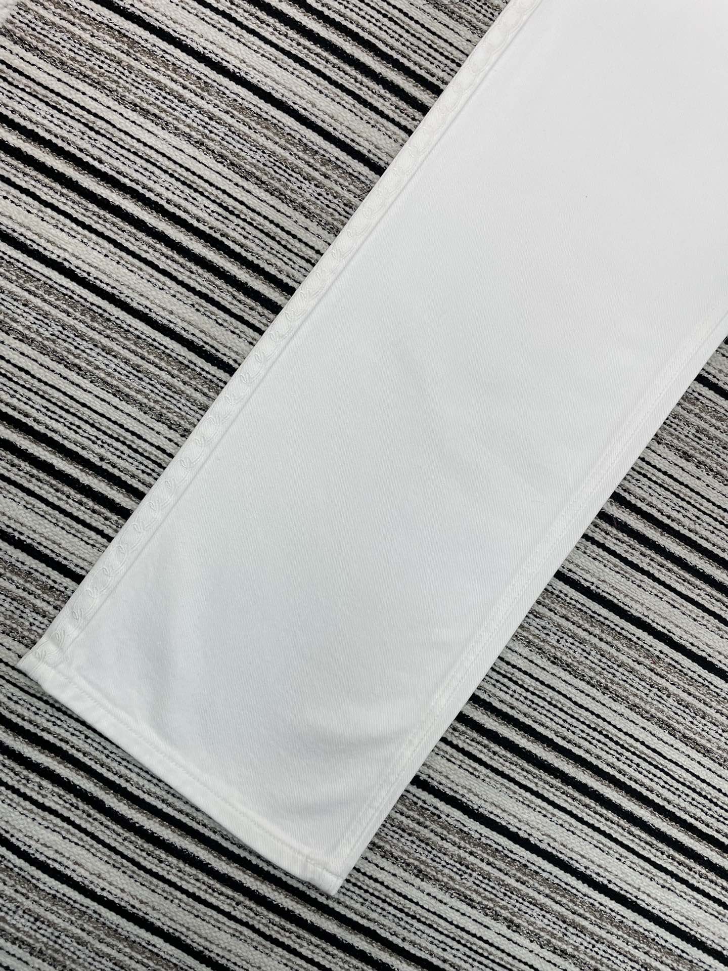 CHANEL 26S WIDE-LEG JEANS 895