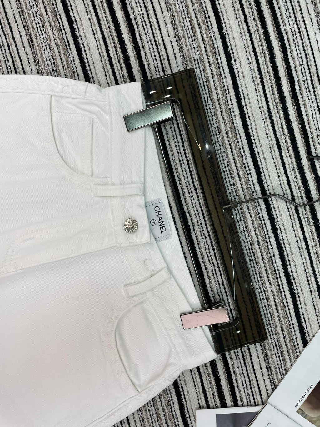 CHANEL 26S DENIM SHORTS 894