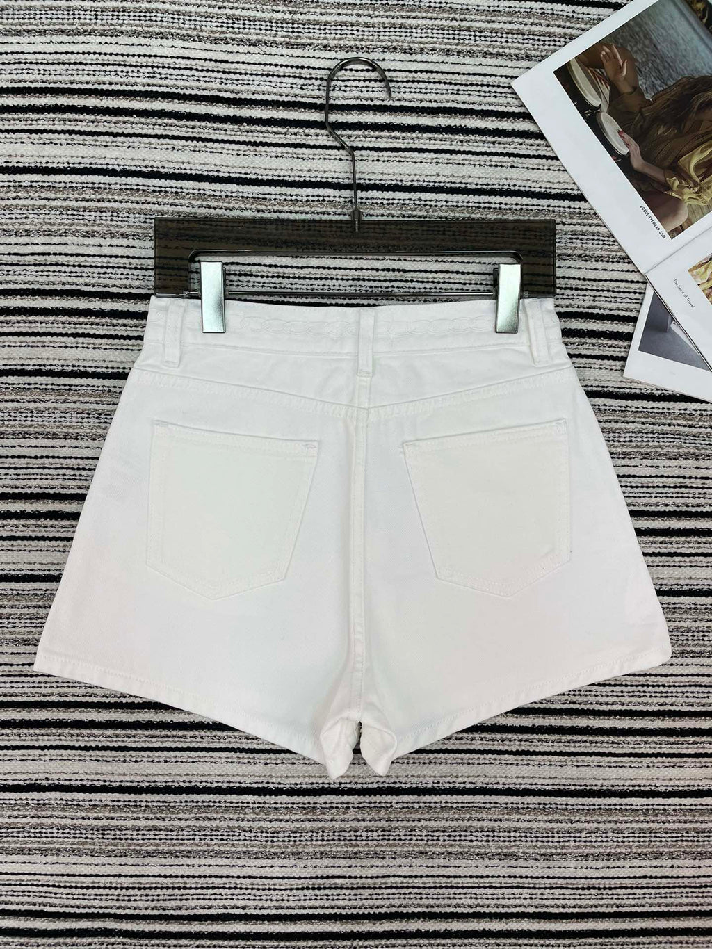 CHANEL 26S DENIM SHORTS 894