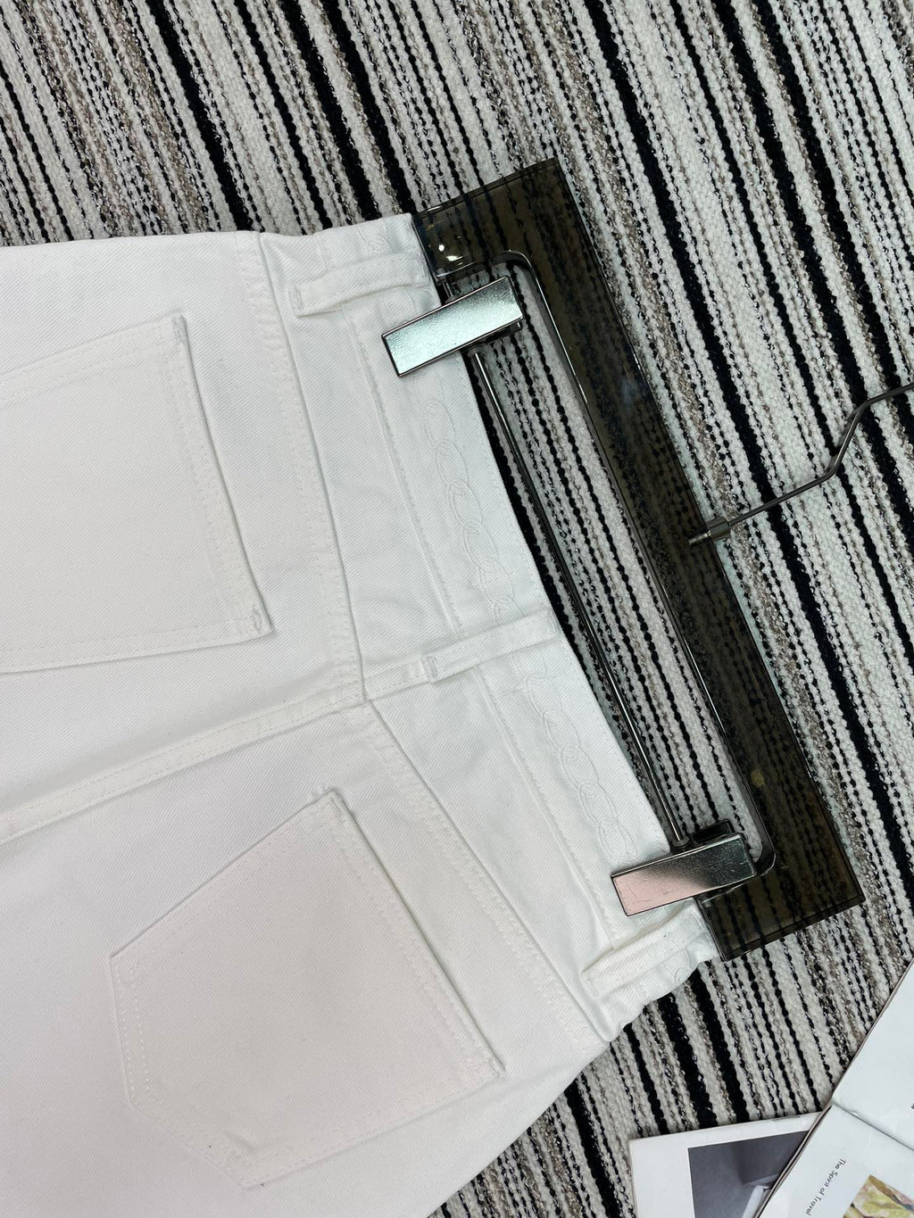 CHANEL 26S DENIM SHORTS 894