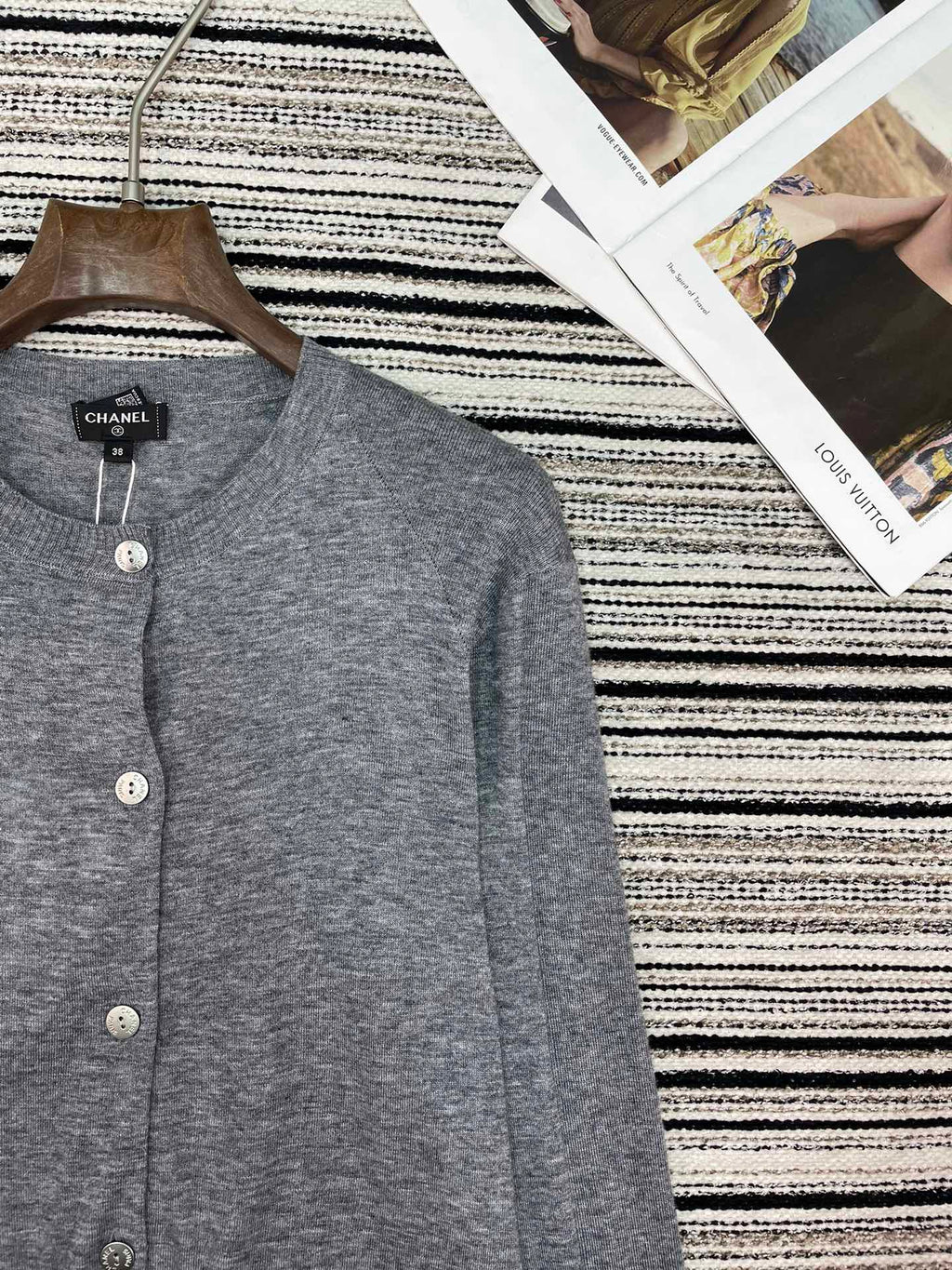 CHANEL 26S CARDIGAN 898