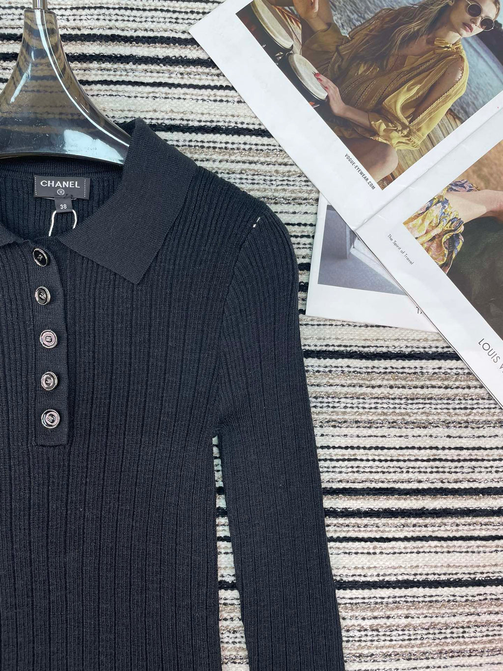 CHANEL 26S COLLARED SWEATER 899