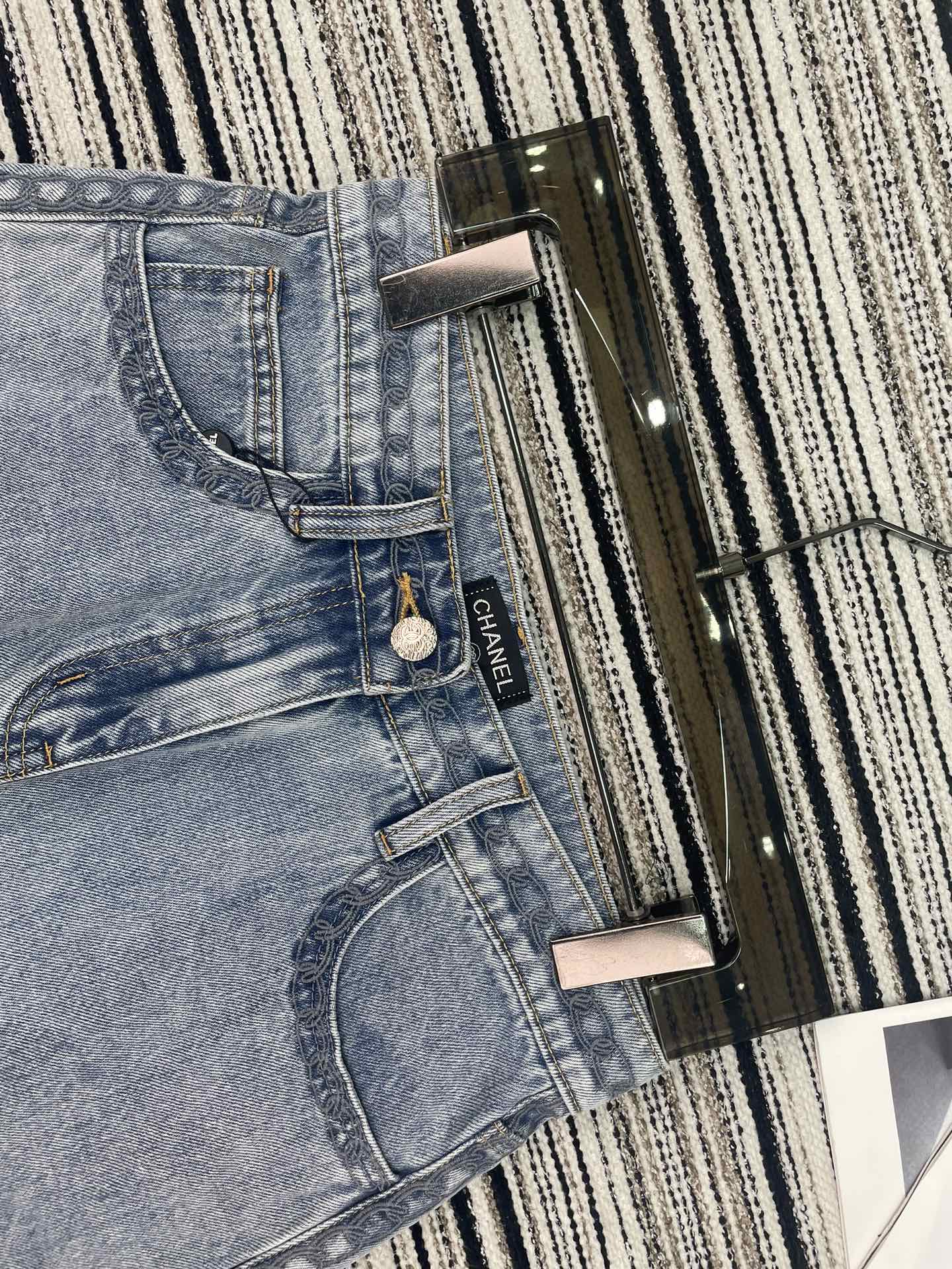 CHANEL 26S SHORTS 900