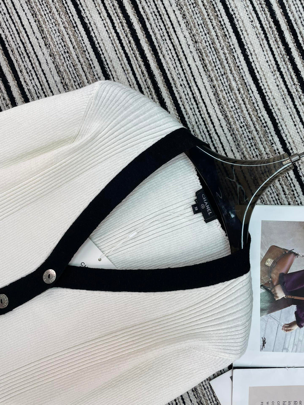 CHANEL 26S CARDIGAN 909