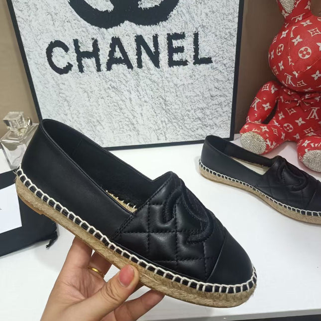 CHANEL 26S ESPADRILLE LOAFERS IN BLACK CALFSKIN WITH ROPE SOLE