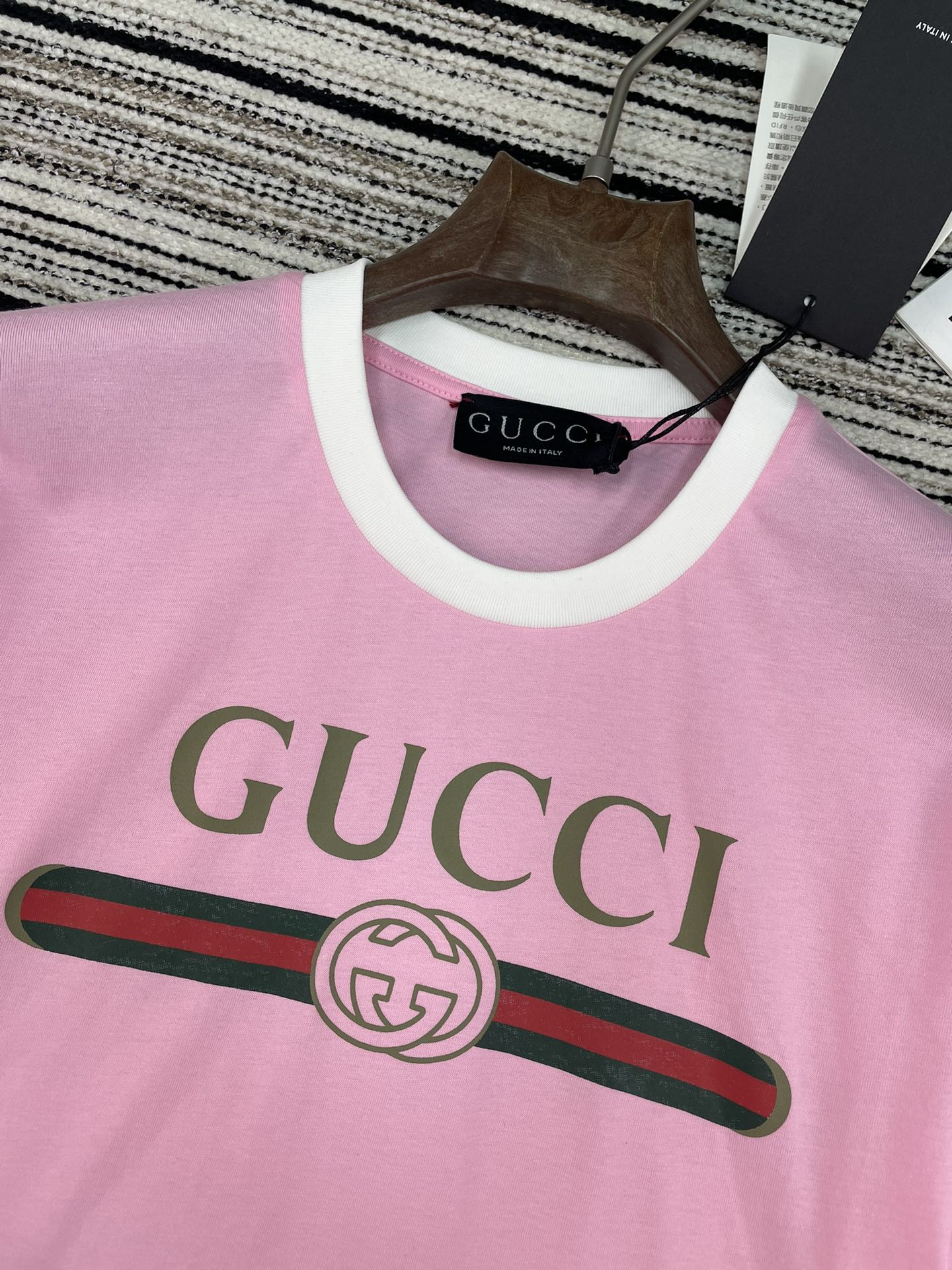 GUCCI 26S T-SHIRT 111