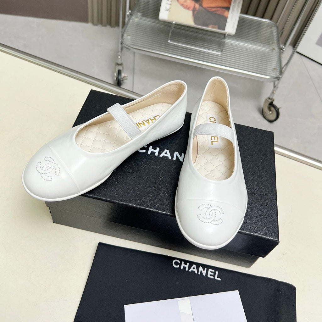 CHANEL 26S MARY JANE FLATS IN WHITE CALFSKIN